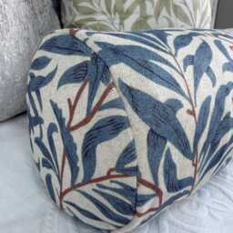 "William Morris Design Cushion, Decorative Pillow For Sofa Or Bed, Blue Leaf Bedroom Accent Cushion 16"" X 6" - thumbnail 3