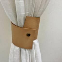 Minimalist Leather Curtain Tie-Backs, Modern Window Decor - thumbnail 3