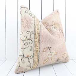 Vintage Turkish Kilim Pillow 18'' Bohemian Cushion Cover - thumbnail 3