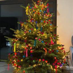 Christmas Tree Garlands, Make Your Decor Pop With Colour, 5 Pom Poms 1.50M/5Ft Long