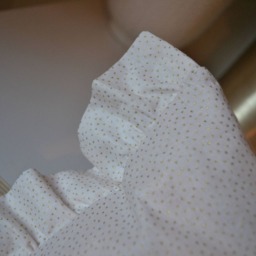 50x50 cm/ 19, 7x19, 7 Inch Pink Flounce Pillow-Cover, Pale Cotton, Gold Dots, For Decorative Pillow - thumbnail 3