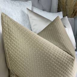 Geometric Design Cushion Cover, Designer Kai Pillow Gold Cover Durable Sofa Perfect For Everyday Use Livingroom - thumbnail 2