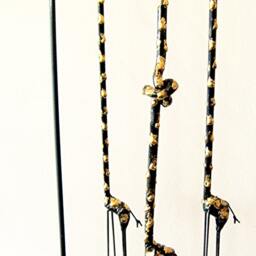 Giraffe With Knotted Neck - thumbnail 4