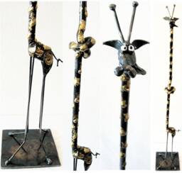 Giraffe With Knotted Neck - thumbnail 1