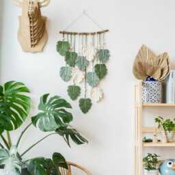 Green Monstera Leaves Macrame Wall Hanging, Variegated Monstera, Botanical Art, Christmas Gift, Safari Nusery Decor, New Home Gift L47 - thumbnail 4
