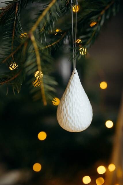 Christmas Ornament/Decorations Tree Ornaments Icicle - image 1