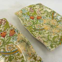 A Pair Of Soap Dishes in William Morris Golden Lily Design By Heron Cross Pottery - thumbnail 2