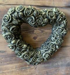 stone Garden Gold Love Heart Flower Floral Wall Plaque Gift Ornament