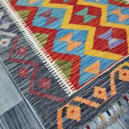 Tribal Kilim Rug, Handmade Artisan Afghan Turkish Scandinavian Navajo Bohemian Flatweave Wool Rug 109x78 cm - thumbnail 3