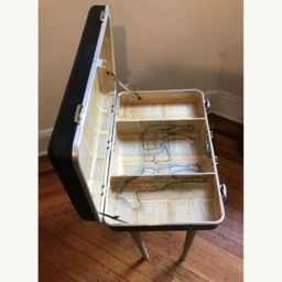 Animal Farm - Suitcase Table - thumbnail 3