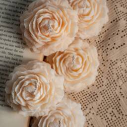 Handmade Peony Soy Wax Candle Scented Home Decor - thumbnail 2