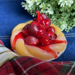 Cherry Pie Candle - thumbnail 3