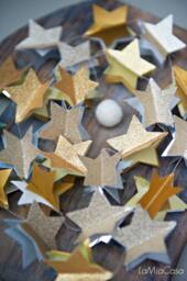 Christmas Decor, Holiday Modern Christmas, New Years Eve, Star Garland, Gold Holiday Gold Stars Decor - thumbnail 1