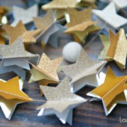 Christmas Decor, Holiday Modern Christmas, New Years Eve, Star Garland, Gold Holiday Gold Stars Decor - thumbnail 4