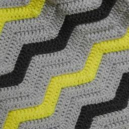 Zig Zag Baby Afghan Blanket - thumbnail 2