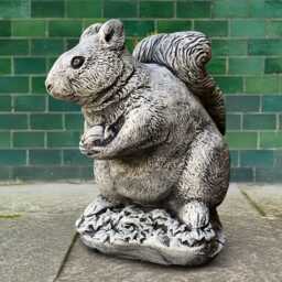 Stone Squirrel With Nut Sculpture Cement Statue Outdoor Animal Figurine Ornament Handmade Lover Gift - thumbnail 1