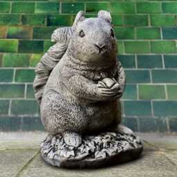 Stone Squirrel With Nut Sculpture Cement Statue Outdoor Animal Figurine Ornament Handmade Lover Gift - thumbnail 3