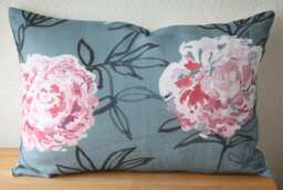 Peony Flower, Water Color Motif, Cushion Cover in Linen - thumbnail 1