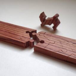 Tulipwood Hand-Cut Wooden Jigsaw Puzzle - thumbnail 3