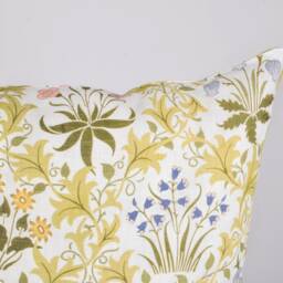William Morris Celandine Linen Cushion Cover, Floral Art Print - thumbnail 3