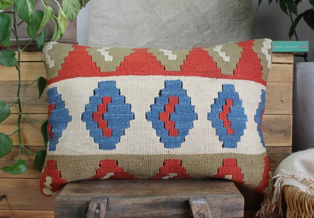 Handwoven Vintage Kilim Pillow Cover - Lumbar Cushion, 16x24 - image 1