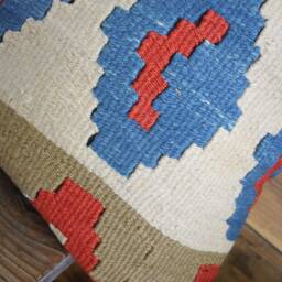 Handwoven Vintage Kilim Pillow Cover - Lumbar Cushion, 16x24 - thumbnail 3