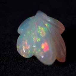 Leaf Opal Carving - 3.73 Cts - thumbnail 3