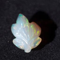 Leaf Opal Carving - 3.73 Cts - thumbnail 4