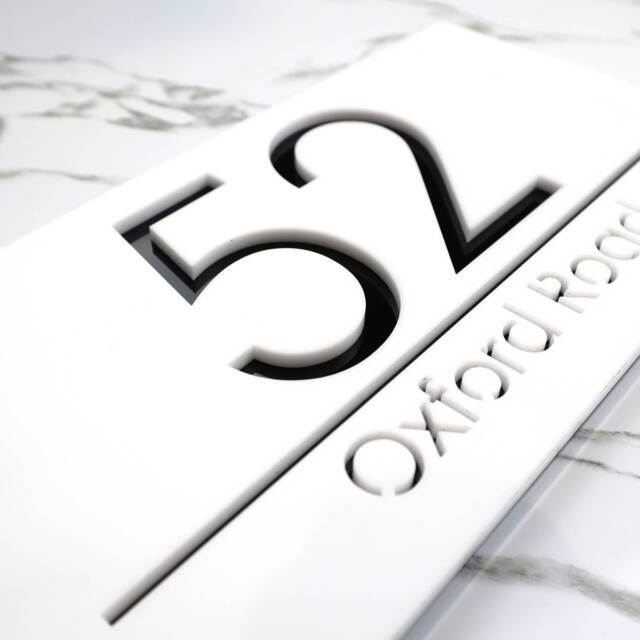 K Smart Sign - Laser Cut Matt White & Black Mirror Personalised Door Numbers House Plaques Number 3D 30cm X 16cm - image 1