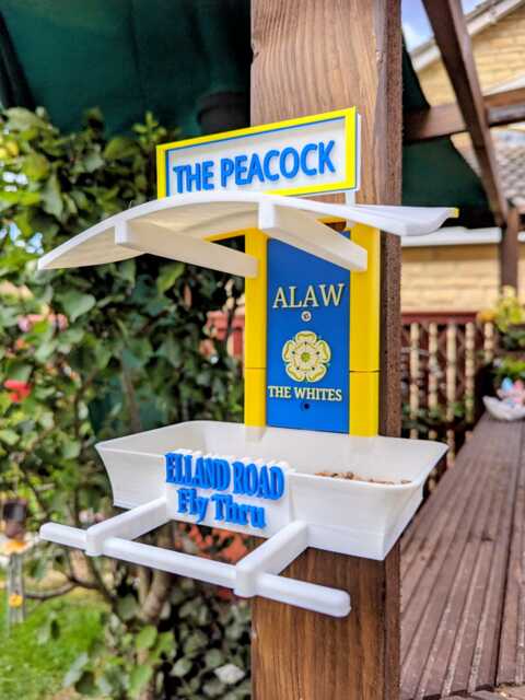 The Peacock, Leeds United Bird Feeding Station - Whites Football-Themed Garden Decor Feeder For Elland Road Faithful - image 1