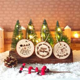 Set Of 3 Small Engraved Wooden Logs To Hang/Christmas/Winter Collection Merry Christmas Tree