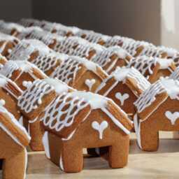 Set Of 4 Gingerbread Houses - Mug House Mini Edible Christmas Stockings - thumbnail 4