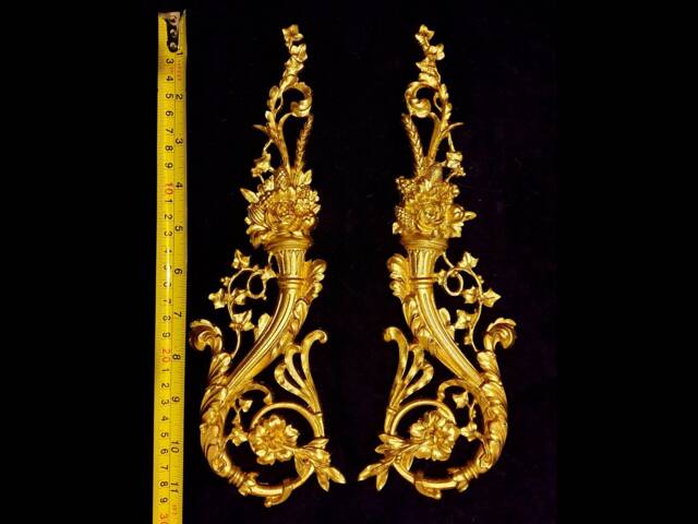 Large Pair Gilt Gold Or White French Style Decorative Onlay Applique Wall Furniture Moulding Pediment Plastic Decoration - image 1