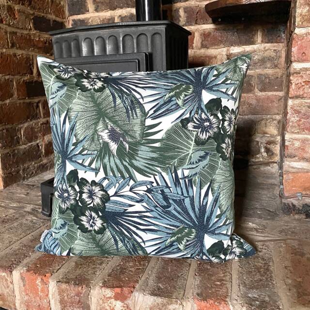 888. Handmade Green Palm Leaves With Flowers Cushion Cover, Various Sizes - image 1