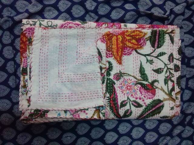 Indian Handmade Kantha Throw Bedcover Home Living Quilt Gudri Blanket Size-Multi - image 1