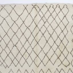 Handmade Beni Ourain Rug Moroccan Berber Wool Rug With Diamond Pattern - thumbnail 3