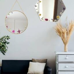 Wall Hanging Mirror Circle 30cm Real Dried Flowers Home Decor Botanical Stylish Nature Inspired Geometrical Minimalist Design Floral Wallart - thumbnail 2