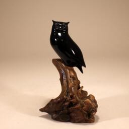 Owl Sculpture Decor Figurine By John Perry Horned 9In Tall Ebonite On Burlwood - thumbnail 2