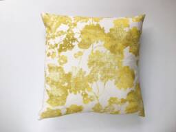 Romo Esme Yellow Floral Linen Cushion Cover, Foliage Flowers Leaves, Botanical Nature, English Garden, Sunflower, Distressed, Throw Pillow - thumbnail 1