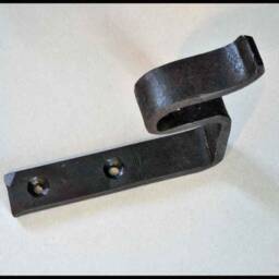 Hand-Forged Curtain Rod With 2 Brackets, Forged Rod, Custom-Made Iron Hand-Forged - thumbnail 2