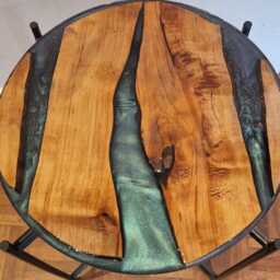 Resin Side Table - thumbnail 3