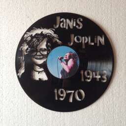 Wall Decoration/Clock in A Real Vinyl Record 33 Tours Recycled - Janis Joplin - thumbnail 1