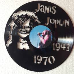 Wall Decoration/Clock in A Real Vinyl Record 33 Tours Recycled - Janis Joplin - thumbnail 2