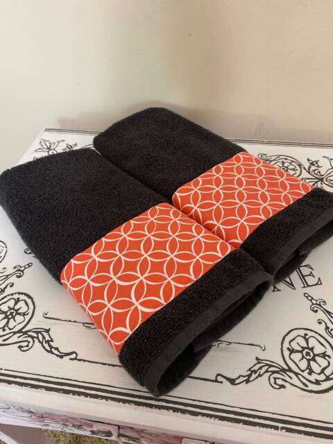 Coral Geometric Fabric Trimmed Towel Grey Cotton Bath Decor - image 1