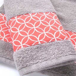 Coral Geometric Fabric Trimmed Towel Grey Cotton Bath Decor - thumbnail 3