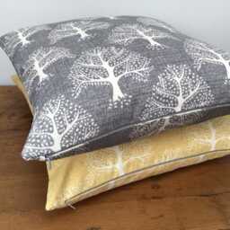Yellow Great Oak Tree Cushion Cover, Double-Sided Geometric Iliv Fabric - thumbnail 4