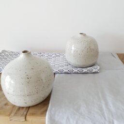 2 White Speckled Ceramic Bottle Vases - Set Of Minimalist Bud Vase Low Wide - thumbnail 3
