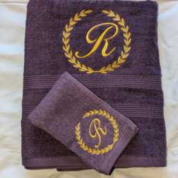 Personalised Bath Towel & Face Cloth Set/Embroidered Towel Luxury With Monogramme Wedding Role - thumbnail 4