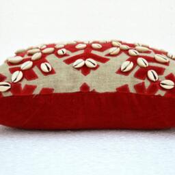 "Christmas Linen Pillow Cover, Red Velvet Snowflake, Cowrie Shells - 16""x 16" - thumbnail 3