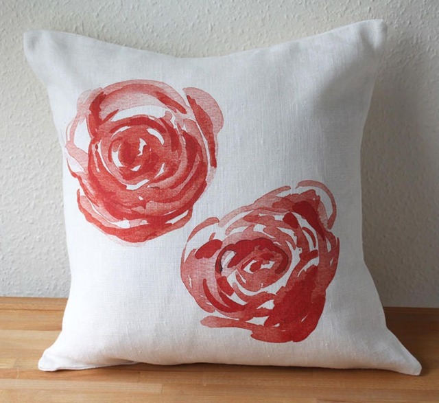 Cushion Cover in Linen, Flowers, Water Color Original, Digital Printed - image 1
